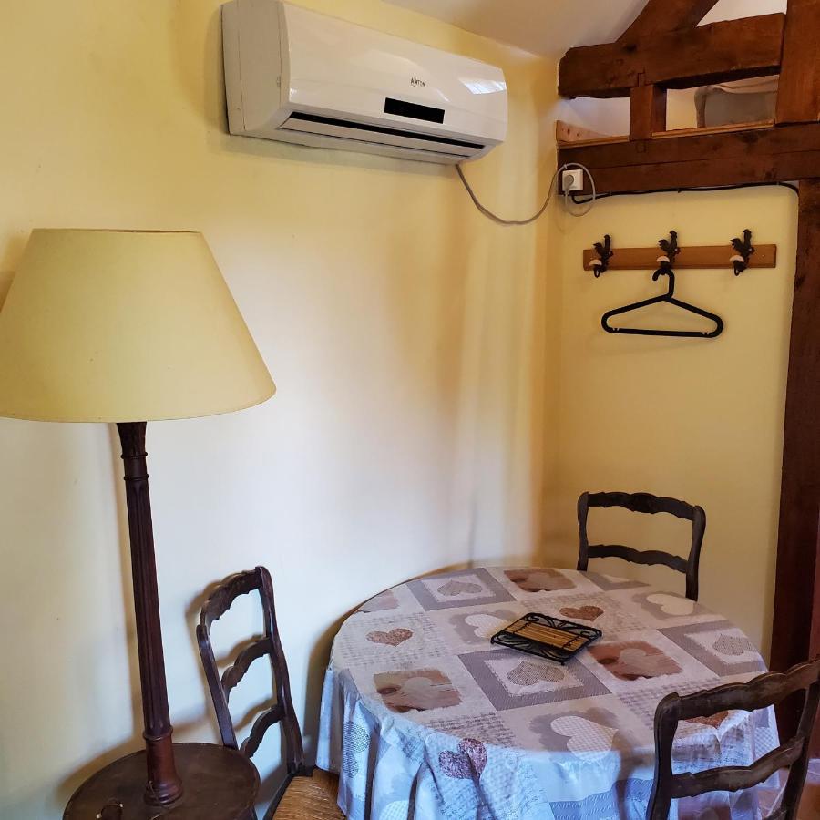 Domaine La Carriere Villa Toulon-sur-Allier Bagian luar foto